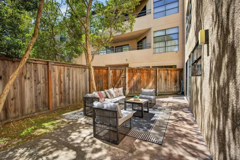 35 9th Avenue #5 San Mateo, CA 94401