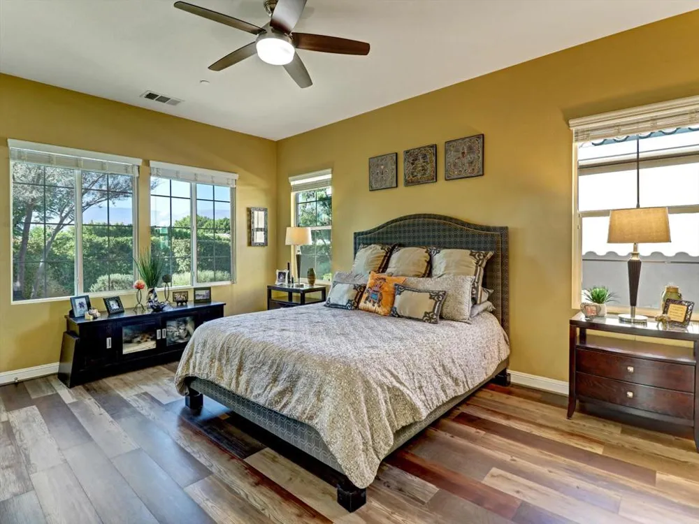 4559 Via Veneto Palm Desert, CA 92260