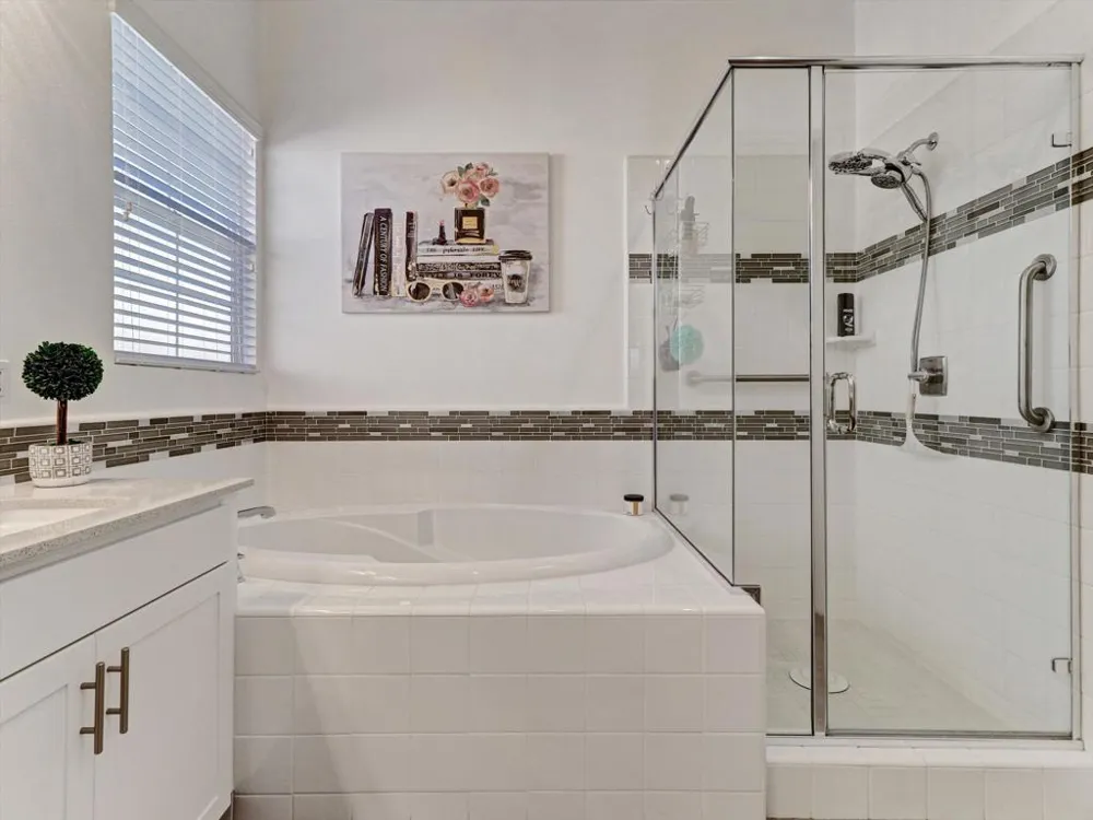 4559 Via Veneto Palm Desert, CA 92260