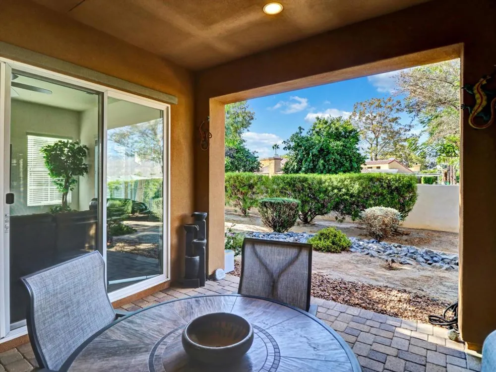 4559 Via Veneto Palm Desert, CA 92260