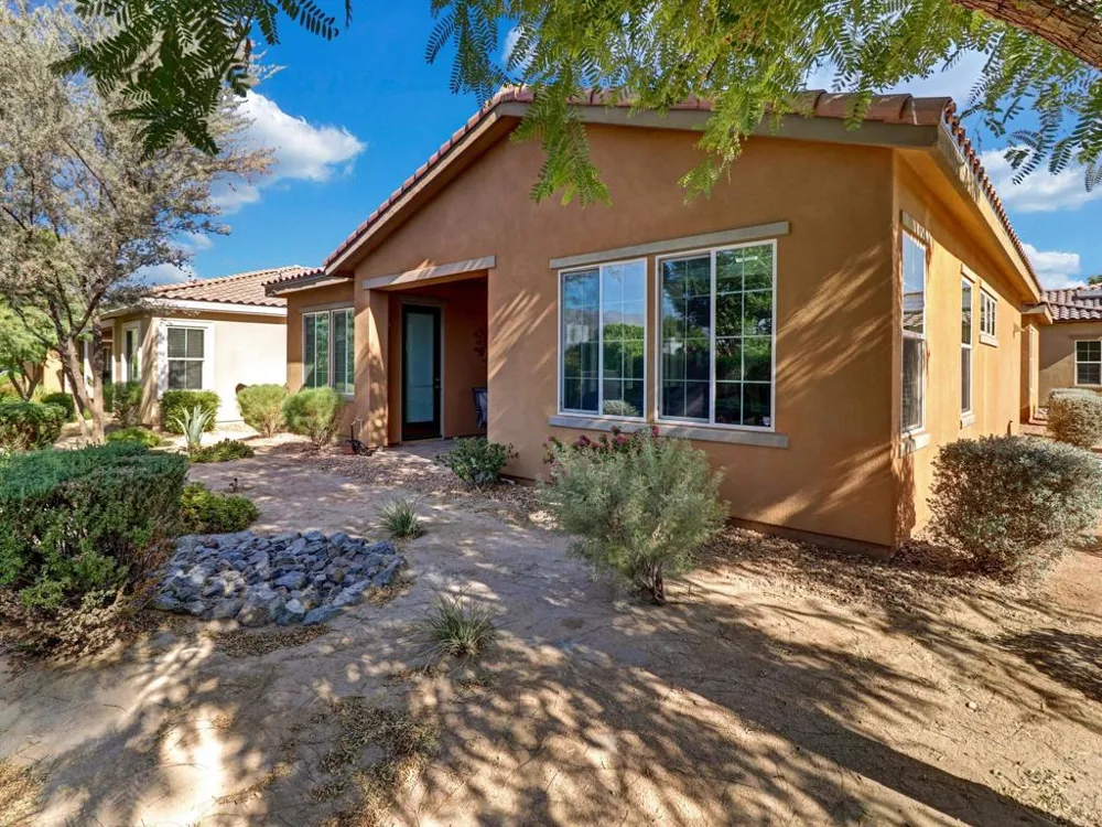 4559 Via Veneto Palm Desert, CA 92260