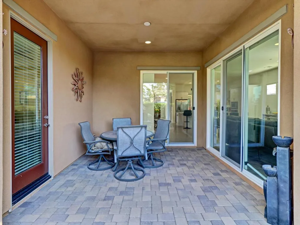 4559 Via Veneto Palm Desert, CA 92260