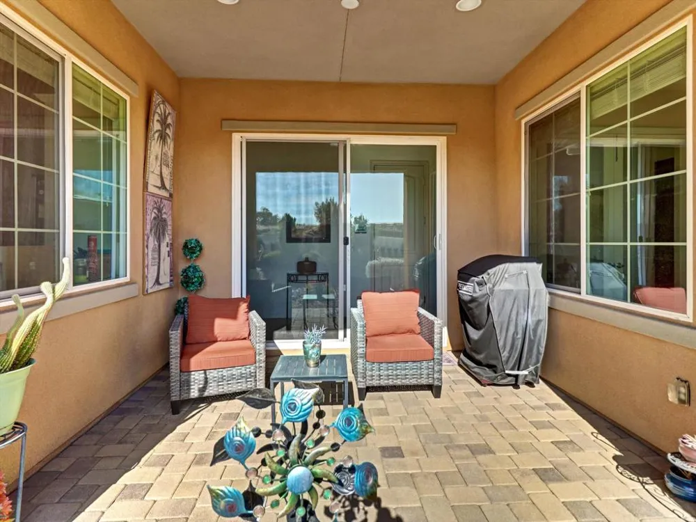 4559 Via Veneto Palm Desert, CA 92260