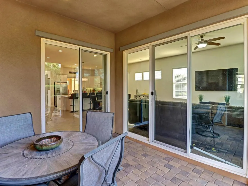 4559 Via Veneto Palm Desert, CA 92260