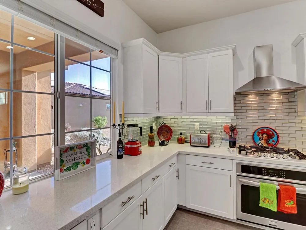 4559 Via Veneto Palm Desert, CA 92260