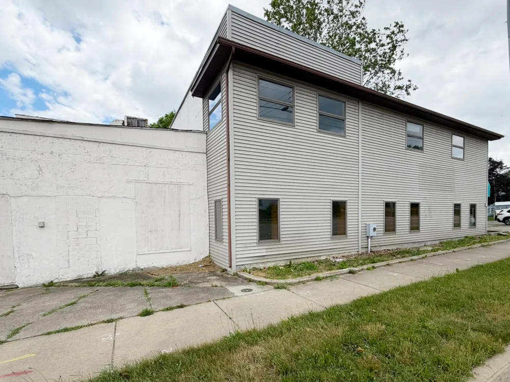 314 E Emmett Street E Battle Creek, MI 49017