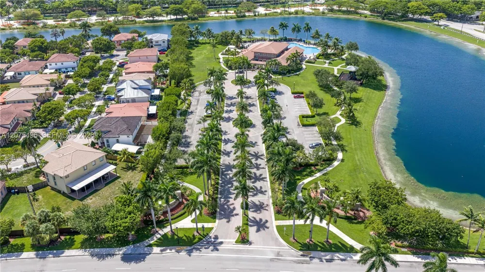 22821 SW 88th Pl #1-20 Cutler Bay, FL 33190