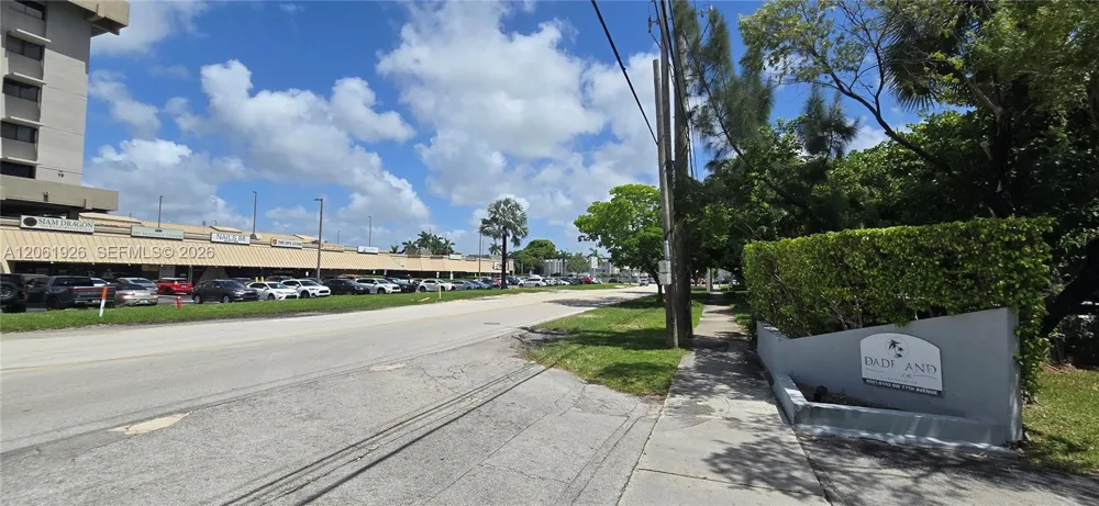 9143 SW 77th Ave #804 Miami, FL 33156