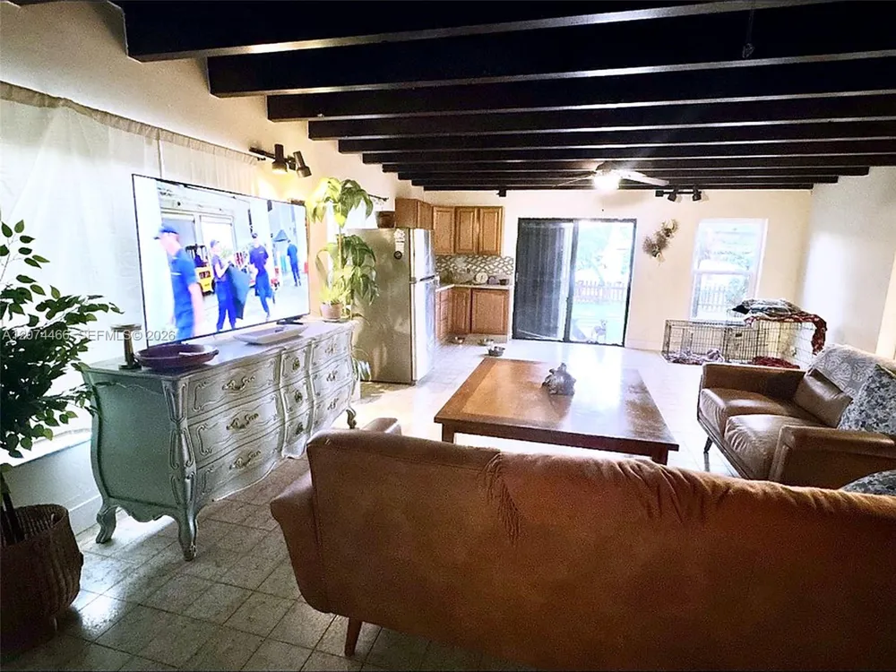 3351 NW 20th St Miami, FL 33142