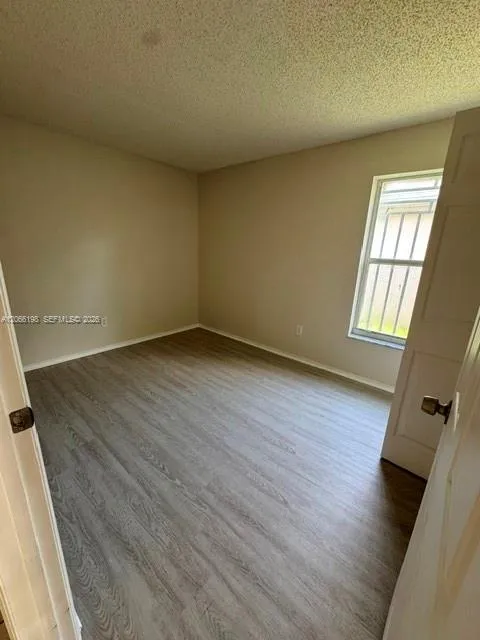 982 SW 9th Ct Florida City, FL 33034
