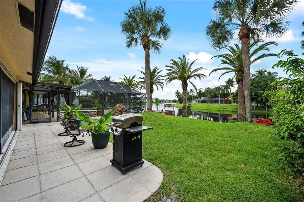 1419 Riverside Circle Wellington, FL 33414