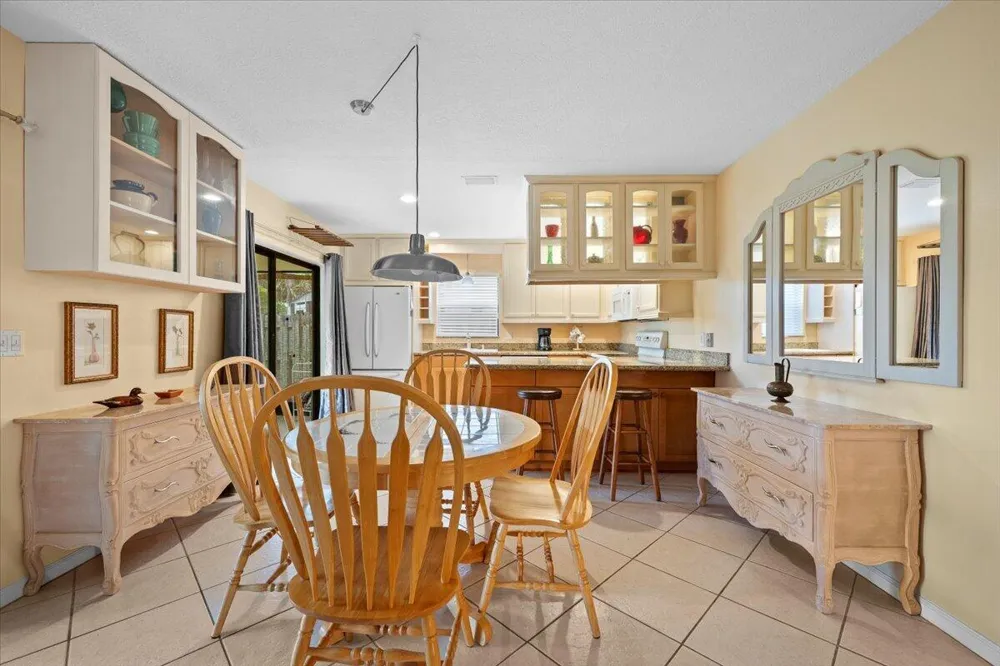 1419 Riverside Circle Wellington, FL 33414