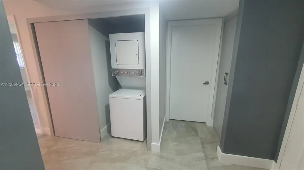 Address Not Shown Sunrise, FL 33351
