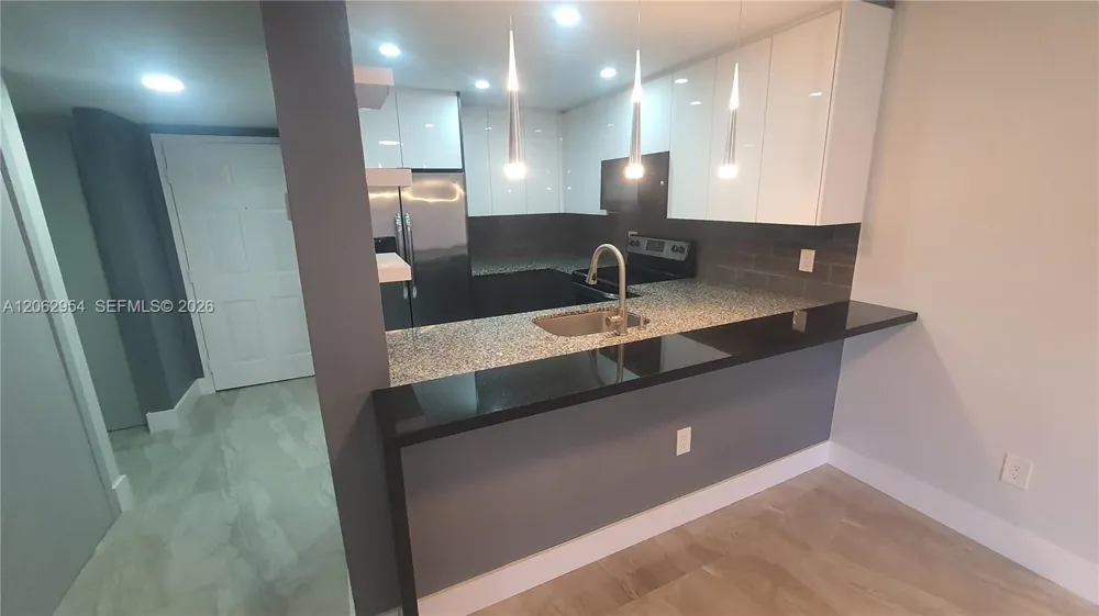 Address Not Shown Sunrise, FL 33351