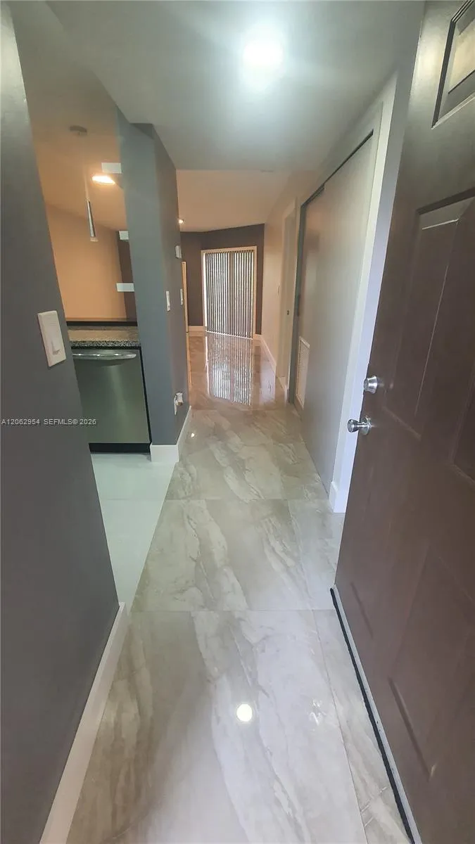 Address Not Shown Sunrise, FL 33351
