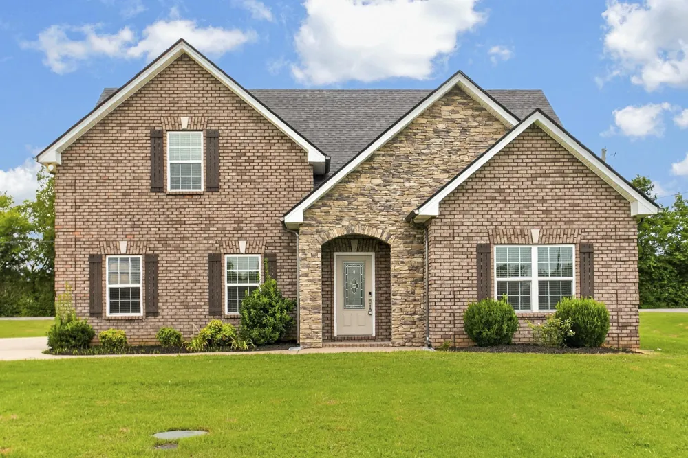 107 Olin McFolin Cv Lascassas, TN 37085