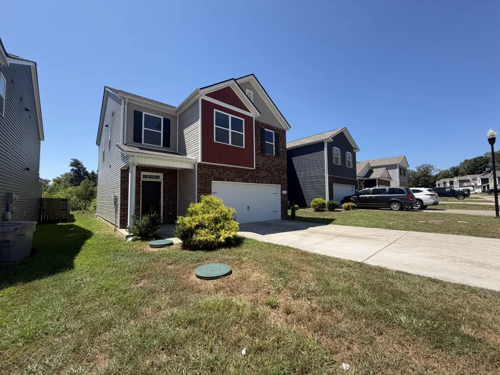 9181 War Eagles Way Ashland City, TN 37015