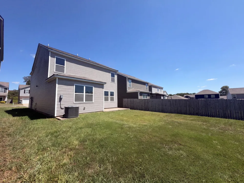 9181 War Eagles Way Ashland City, TN 37015