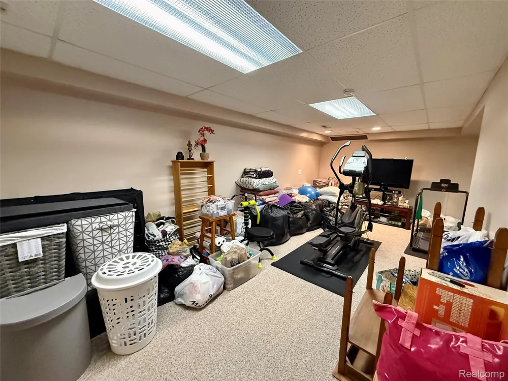 45077 COACHMAN COURT #82 Canton Charter Township, MI 48187