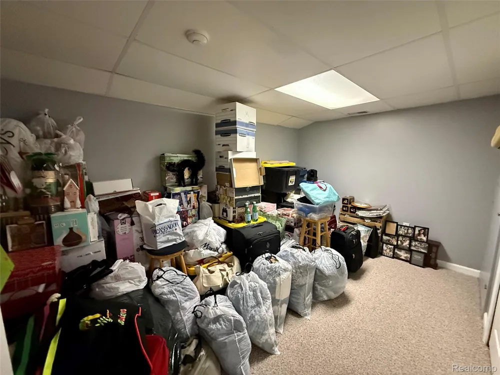 45077 COACHMAN COURT #82 Canton Charter Township, MI 48187