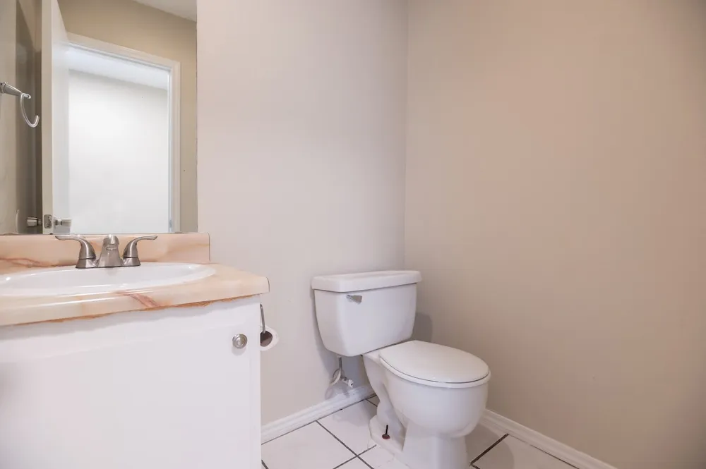 925 Chisholm Cove Round Rock, TX 78681