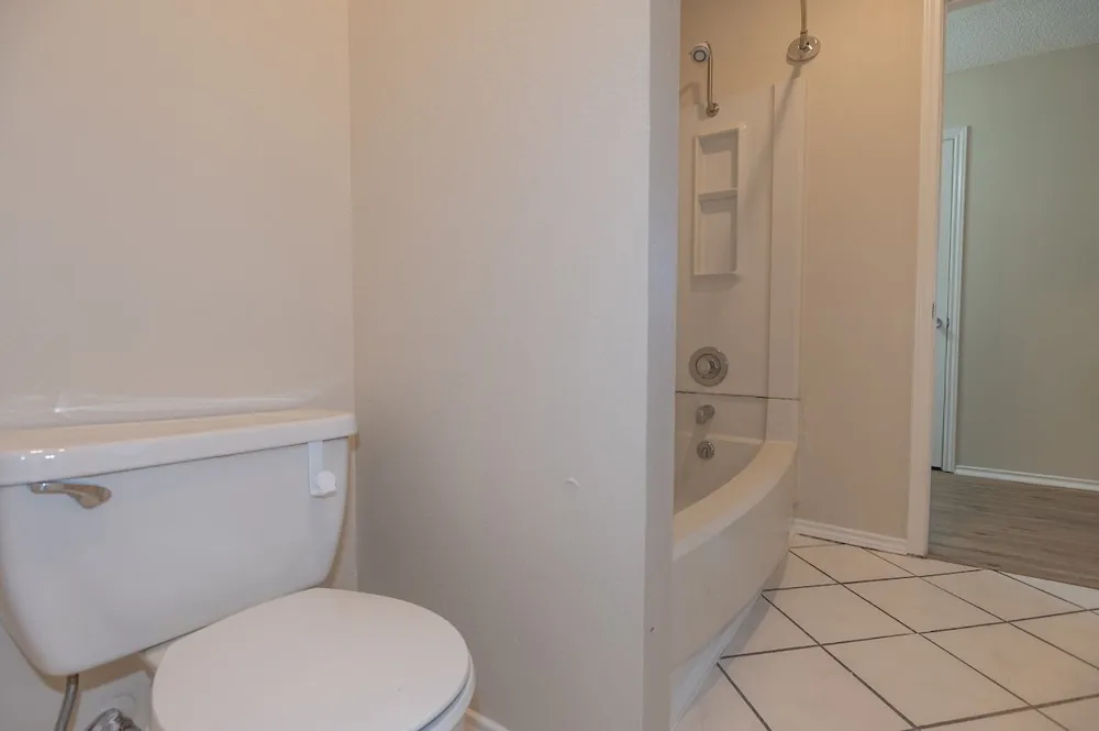 925 Chisholm Cove Round Rock, TX 78681