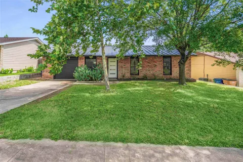 1102 Warrington Drive