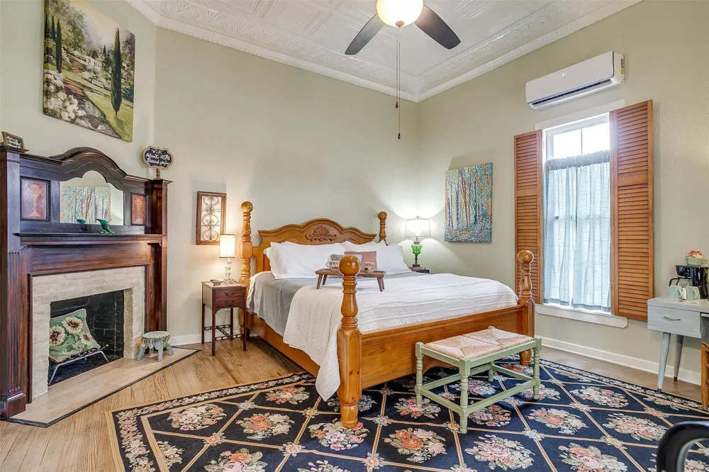 1092 W Tarleton Street Stephenville, TX 76401