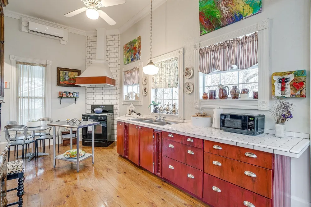 1092 W Tarleton Street Stephenville, TX 76401