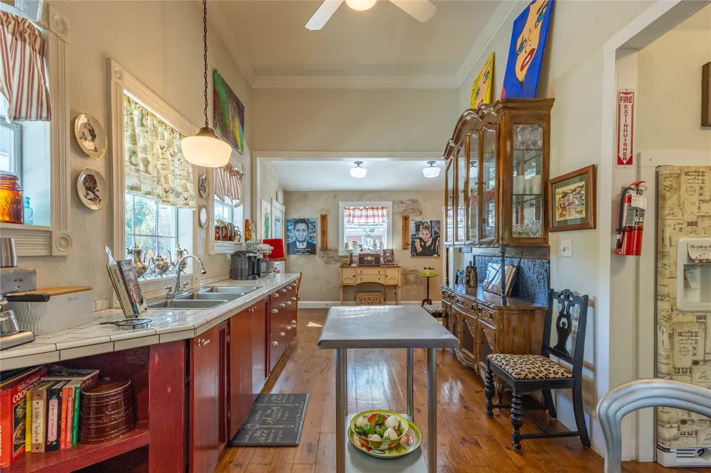 1092 W Tarleton Street Stephenville, TX 76401