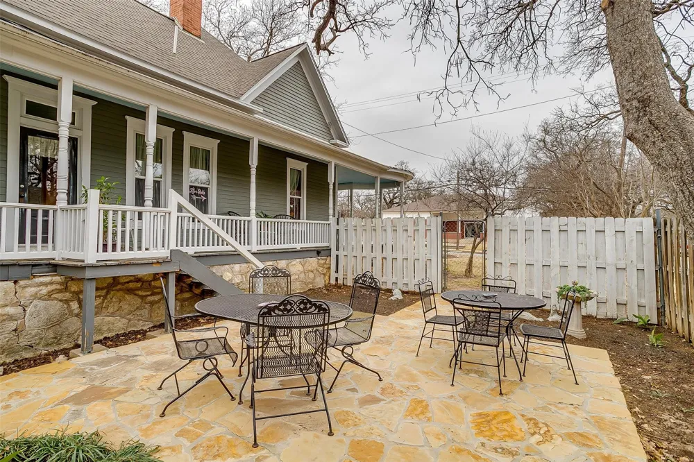 1092 W Tarleton Street Stephenville, TX 76401