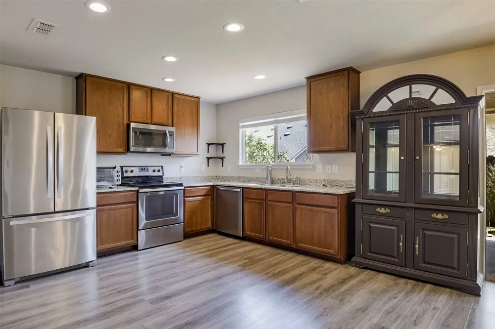 10521 Hartley Lane Fort Worth, TX 76108