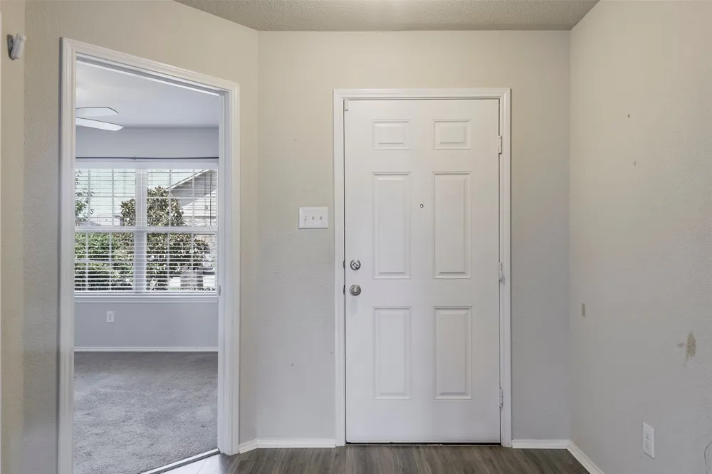 10521 Hartley Lane Fort Worth, TX 76108