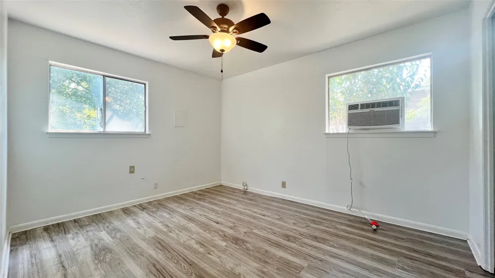 5429 Farnsworth Avenue Fort Worth, TX 76107