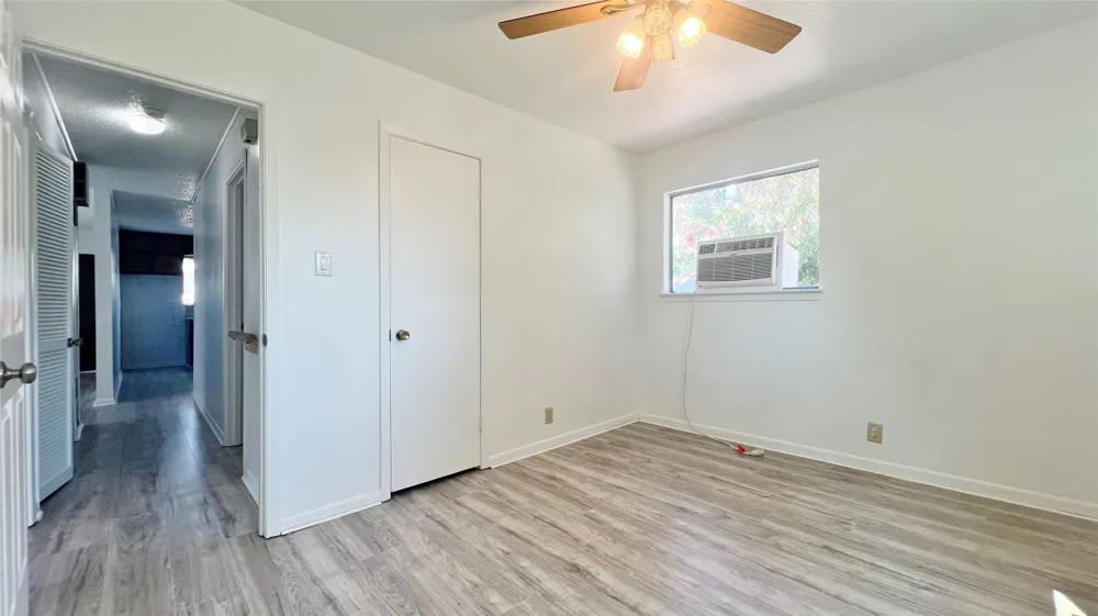 5429 Farnsworth Avenue Fort Worth, TX 76107