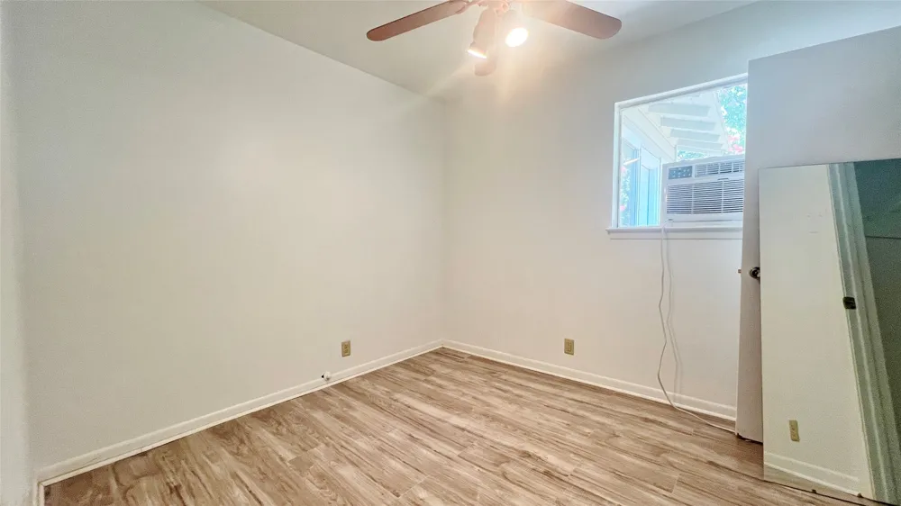 5429 Farnsworth Avenue Fort Worth, TX 76107