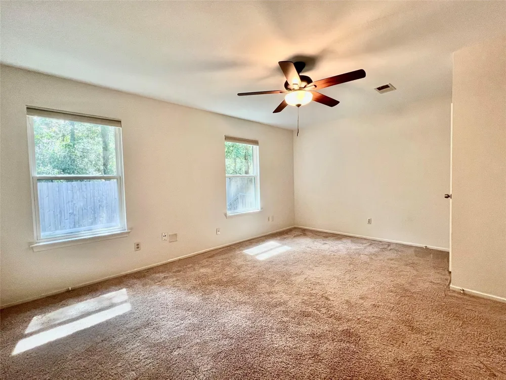 23 Dellforest Court The Woodlands, TX 77381