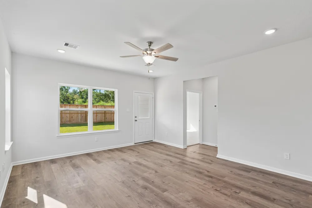 1626 River Scene Trail Dayton, TX 77535