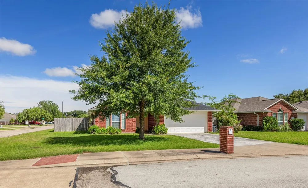 610 Plano Drive College Station, TX 77845