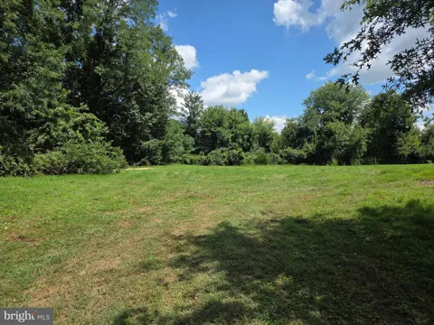 2215 ADY ROAD