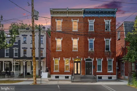 136 E LEMON STREET #3