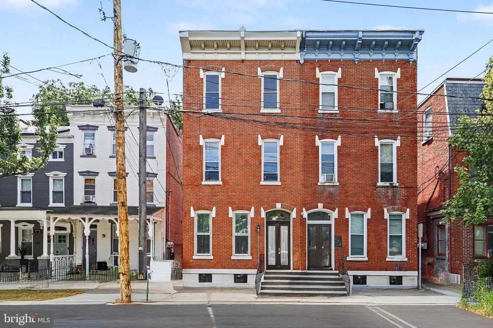 136 E LEMON STREET #3 Lancaster, PA 17602