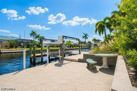 Seminole Court S