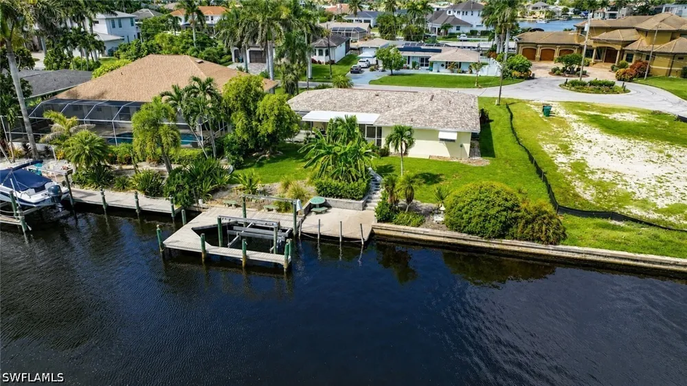 Seminole Court S Cape Coral, FL 33904