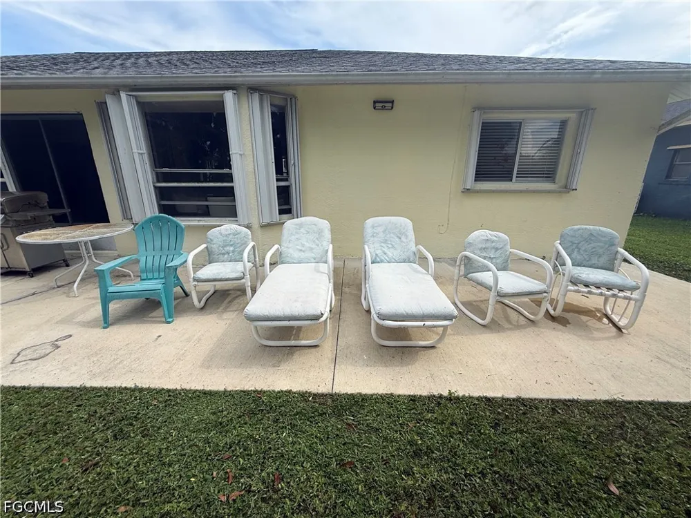 SE 21st Street Cape Coral, FL 33990