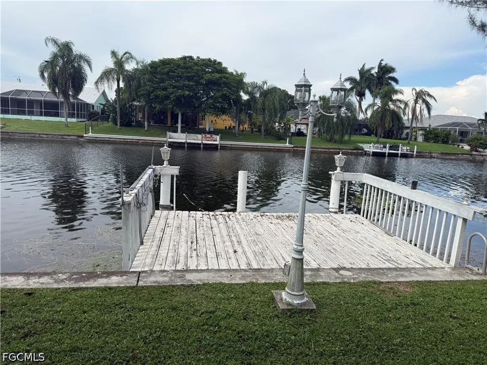SE 21st Street Cape Coral, FL 33990