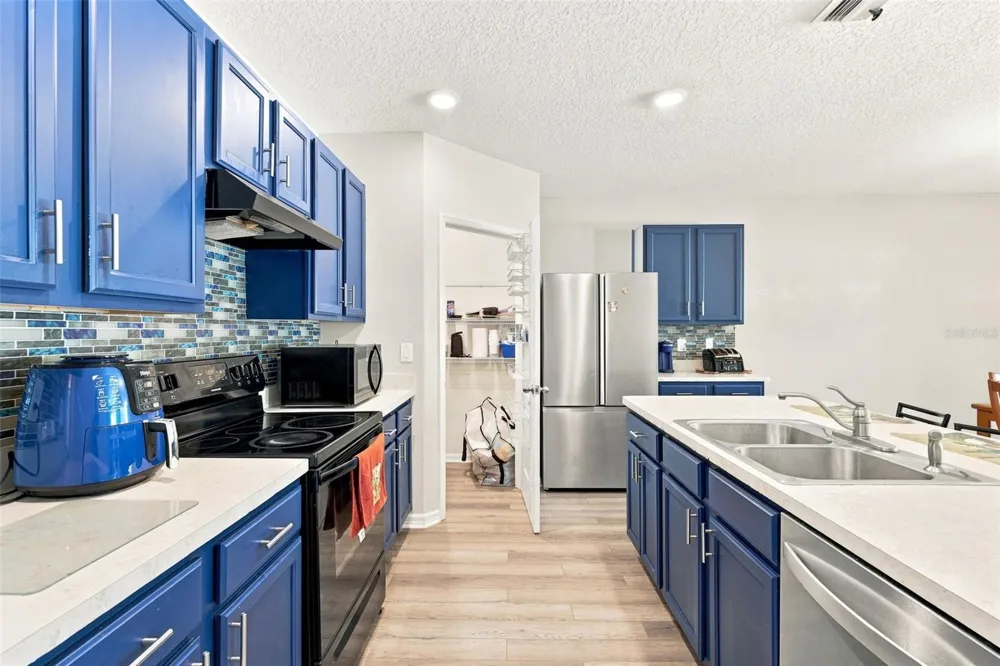 3353 WELLBORN DRIVE Davenport, FL 33897