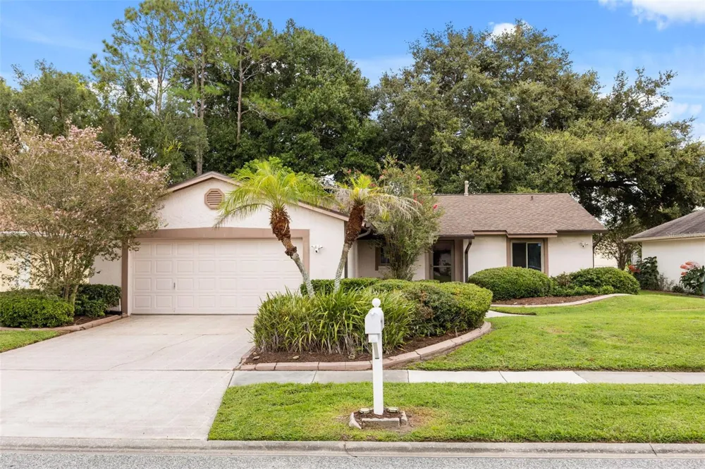 11813 SCOTTY DRIVE Orlando, FL 32821