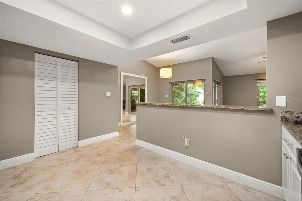11813 SCOTTY DRIVE Orlando, FL 32821