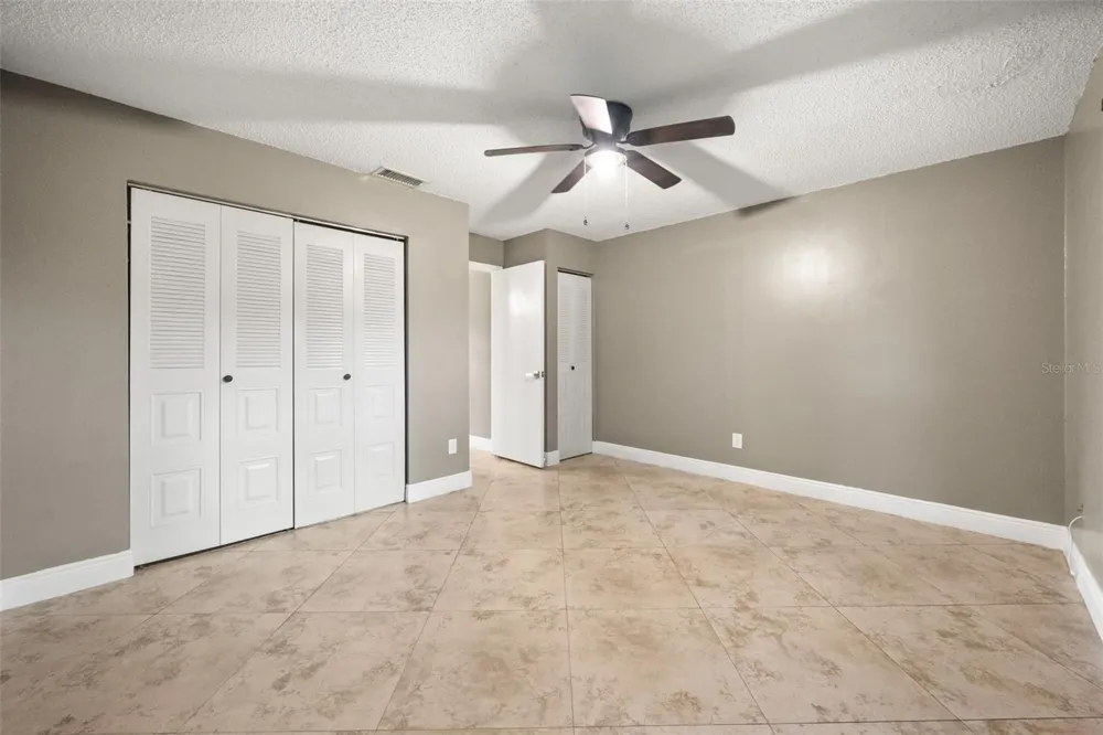 11813 SCOTTY DRIVE Orlando, FL 32821